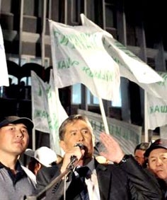 Kyrgyzstan trước nguy cơ bất ổn