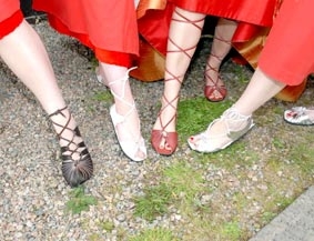 Giày đế bằng chưa hẳn tốt