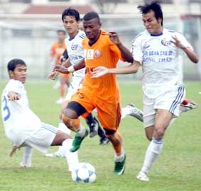 "Chung kết ngược" trên sân Thiên Trường