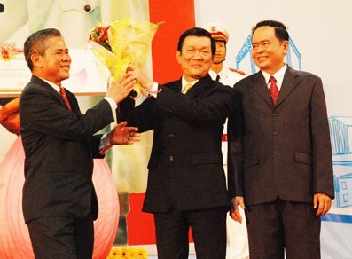 Long trọng tổ chức lễ kỷ niệm 64 năm Cách mạng tháng Tám, Quốc khánh 2-9, đón nhận Huân chương độc lập hàng nhì và Quyết định công nhận TP Cần Thơ là đô thị loại I trực thuộc Trung ương