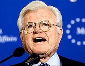 Thượng nghị sĩ Edward Kennedy - “trụ cột” của đảng Dân chủ Mỹ qua đời