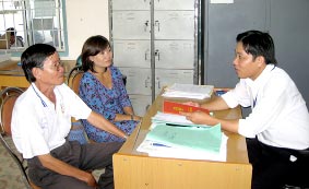 Nâng cao ý thức trách nhiệm phục vụ nhân dân