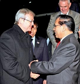 Tổng Bí thư Nông Đức Mạnh thăm chính thức Australia