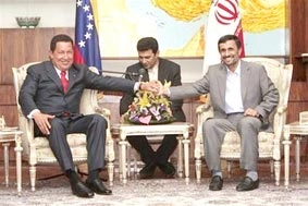 Venezuela thắt chặt quan hệ với Iran