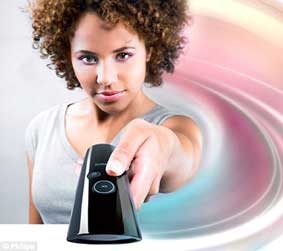 Giật cổ tay để chuyển kênh ti-vi