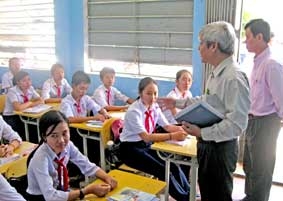 Cách ly ca bệnh, giám sát chặt chẽ