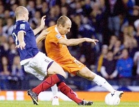 Robben - Chiếc vuốt sắc của “hùm xám”