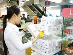 Lợi dụng sức mua tăng đột biến, đẩy giá lên cao