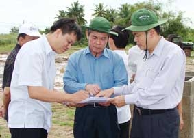 Lãnh đạo thành phố kiểm tra vị trí xây dựng nhiều công trình y tế, giáo dục, xã hội