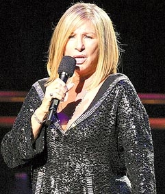Barbra Streisand - <br>
"Gừng càng già càng cay"