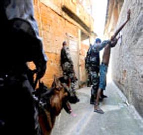 Brazil trấn áp bạo lực ở Rio de Janeiro