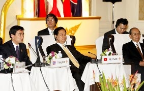 Hoạt động của Thủ tướng Nguyễn Tấn Dũng tại Hội nghị cấp cao ASEAN 15