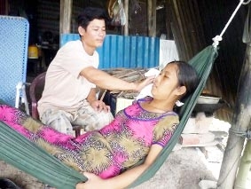 Hãy giúp đỡ gia đình chị Mỹ Dung!