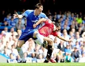 “The Blues” hừng hực khí thế