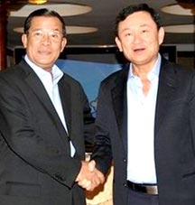 Cựu Thủ tướng Thaksin 
đến Campuchia