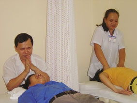 Để người mù hòa nhập cộng đồng...