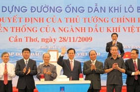 Thủ tướng Nguyễn Tấn Dũng phát lệnh khởi công xây dựng đường ống dẫn khí Lô B-Ô Môn