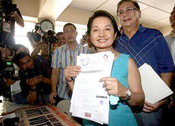 Bà Arroyo muốn trở thành
Thủ tướng Philippines?