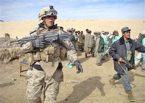 Afghanistan: Hàng loạt vụ tấn công nhằm vào lực lượng cảnh sát làm 16 người thiệt mạng