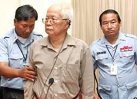 Khieu Samphan bị buộc tội diệt chủng