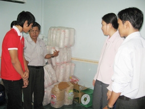 Lo lắng chất lượng cháo dinh dưỡng