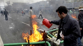 Cuộc đối đầu căng thẳng tại Iran