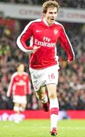 Hai ngôi sao mới của bóng đá ngoại hạng Anh năm 2010