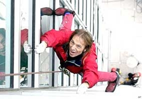 “Người nhện” muốn chinh phục tòa nhà cao nhất thế giới