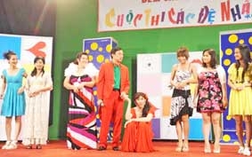 Những tiếng cười ý vị ngày xuân
