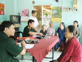 Vững bước đi lên