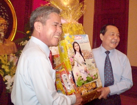 Lãnh đạo TP Cần Thơ thăm, chúc Tết TP Hồ Chí Minh và các tỉnh ĐBSCL