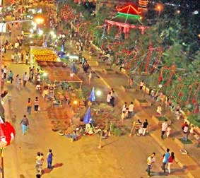 Khai trương tuyến phố đi bộ