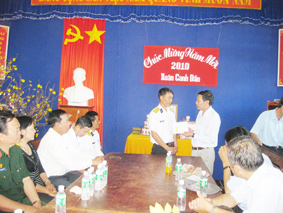 Xuân sớm nơi đảo xa