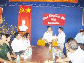 Xuân sớm nơi đảo xa