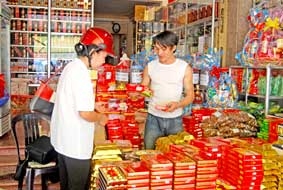 Đặc sản hút hàng, tăng giá