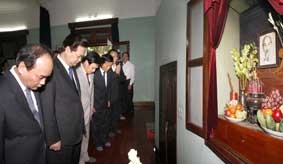 Lãnh đạo Đảng, Nhà nước viếng Lăng Chủ tịch Hồ Chí Minh