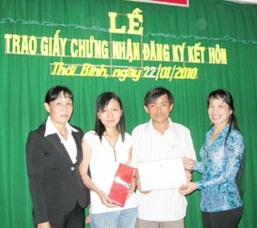 Trang bị kiến thức xây dựng gia đình