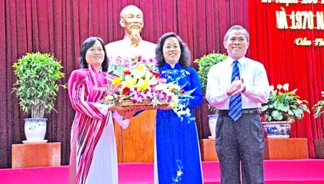 Quan tâm chăm lo cho sự phát triển và tiến bộ của phụ nữ