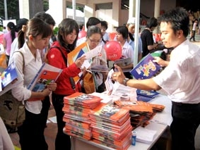 Hướng nghiệp - nên giúp học sinh "nhìn xa trông rộng"