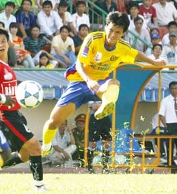 Cao su Đồng Tháp bừng bừng khí thế