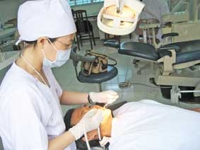 Giữ sạch răng để phòng bệnh viêm nha chu