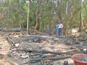 Cháy rụi một căn nhà