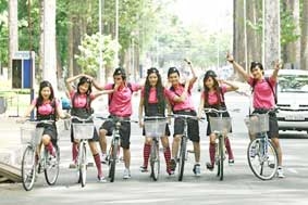 “Những thiên thần áo trắng” cường điệu, chủ quan và... gãy cánh!