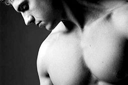 Ung thư vú không chừa nam giới