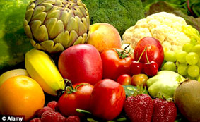 Chỉ ăn nhiều trái cây, rau củ
không thể đẩy lùi ung thư