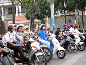 Khói, bụi - tiềm ẩn nhiều mầm bệnh