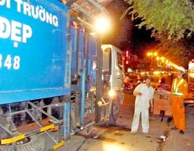 Xã hội hóa thu gom, vận chuyển và xử lý rác