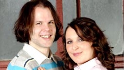 Đồng vợ, đồng chồng...!