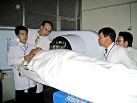 Khánh thành Khoa Xạ trị và khu thụ tinh trong ống nghiệm