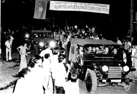 Nhớ mãi tháng Tư hào hùng